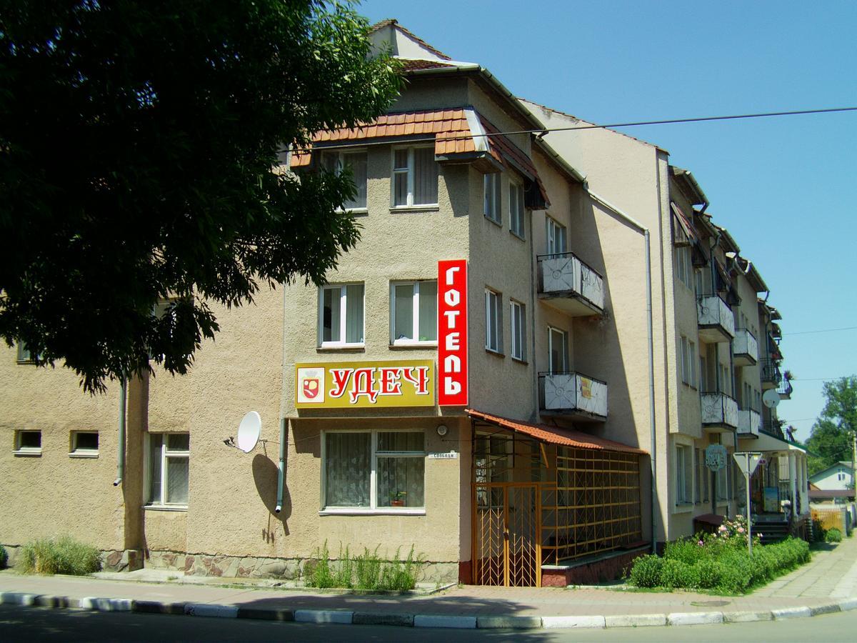 מלון Zhidachov Удеч מראה חיצוני תמונה
